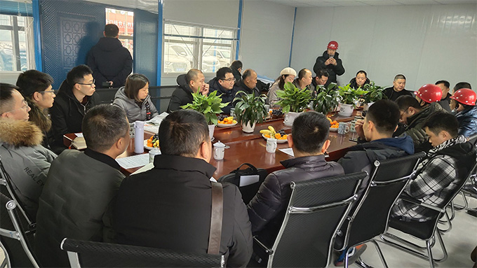 德陽某休閑食品項目與施工方進行技術(shù)交底洽談